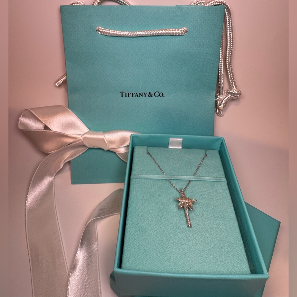 Silver Tiffany Palm Tree Pendant Necklace